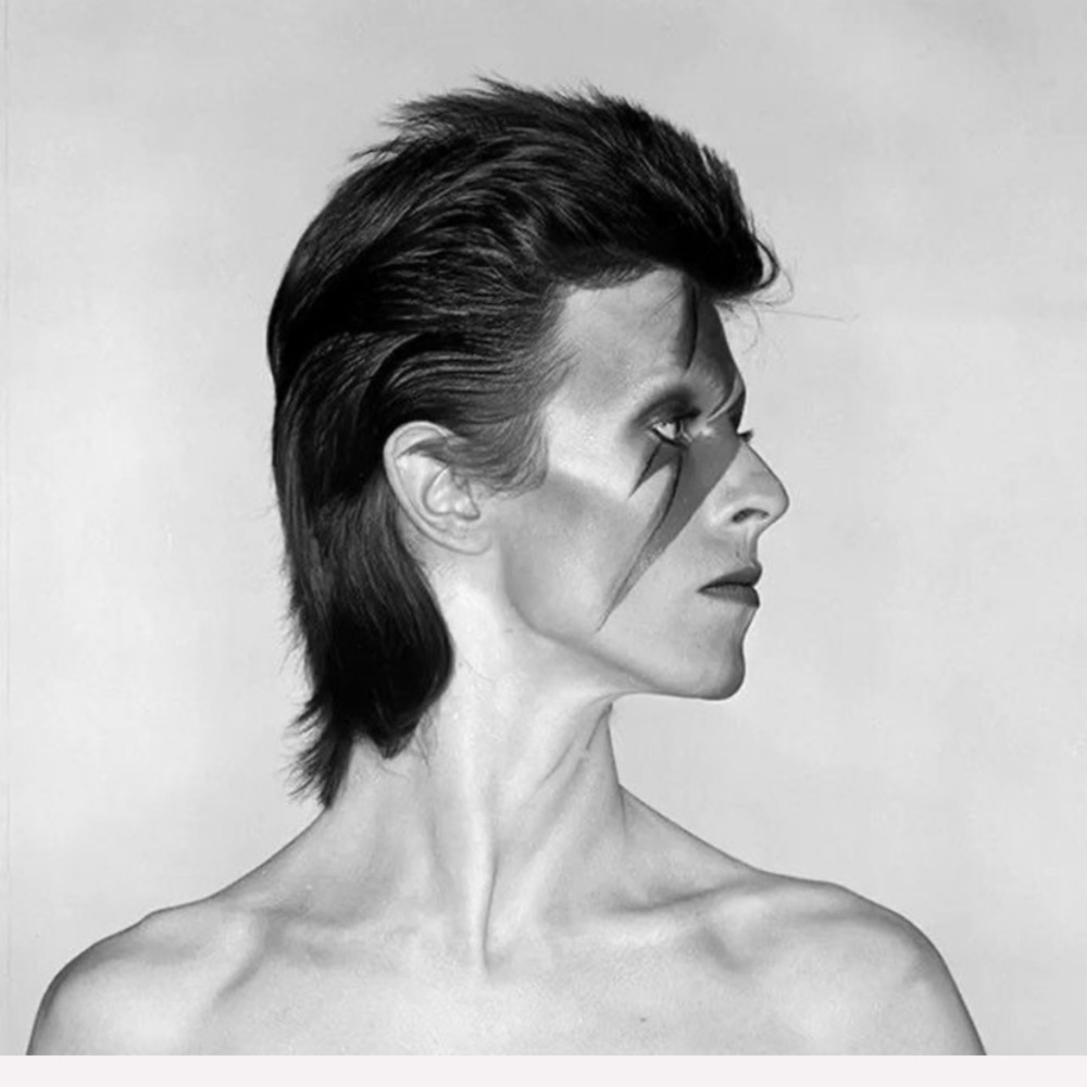 🌟Bowie Bolt Tee X-Large - Picture 8 of 16